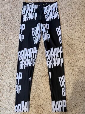 Womens Black & White 'BRAAAP' Graphic Leggings- small